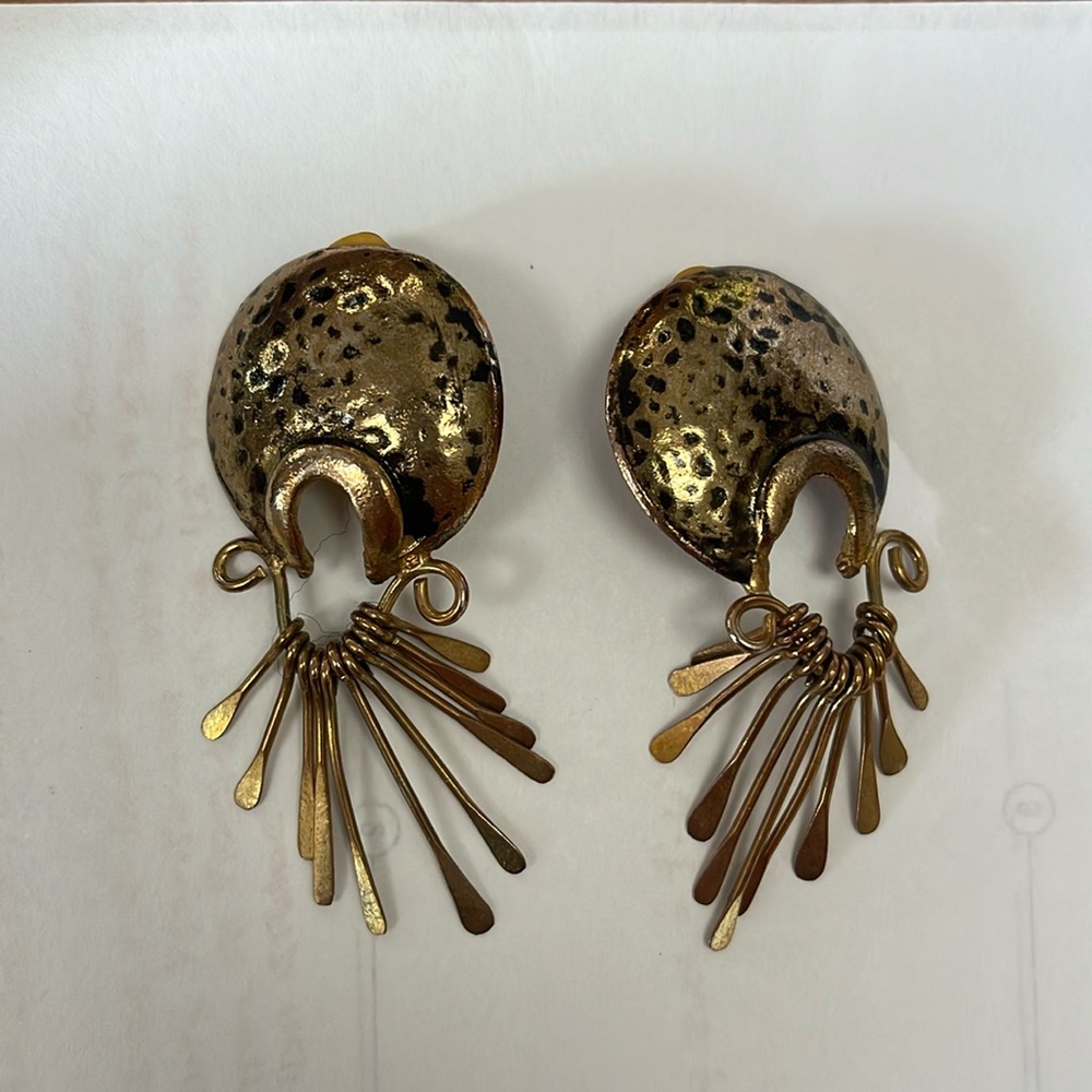 Vintage clip on earrings